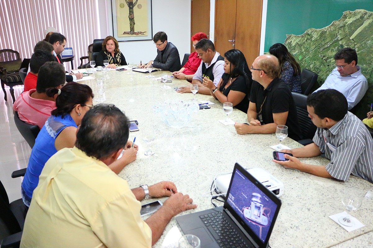 _05.09 Reunião Sindicato dos Servidores - Foto Rayane Mainara (2)