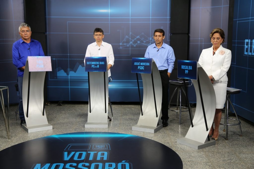 candidatos-participam-de-debate-na-tcm-1