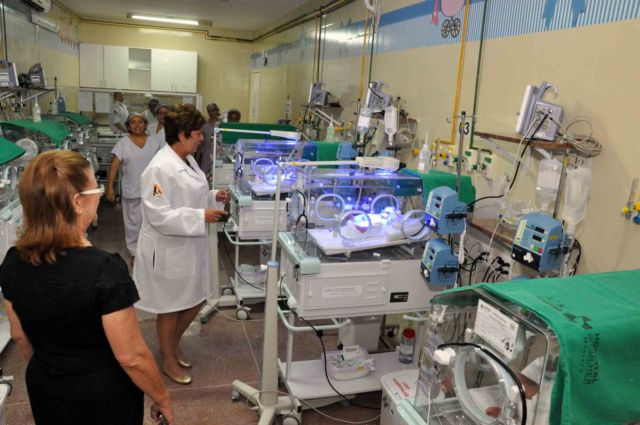 rosalba-cialrini-e-dorinha-no-hospital-da-mulher-23