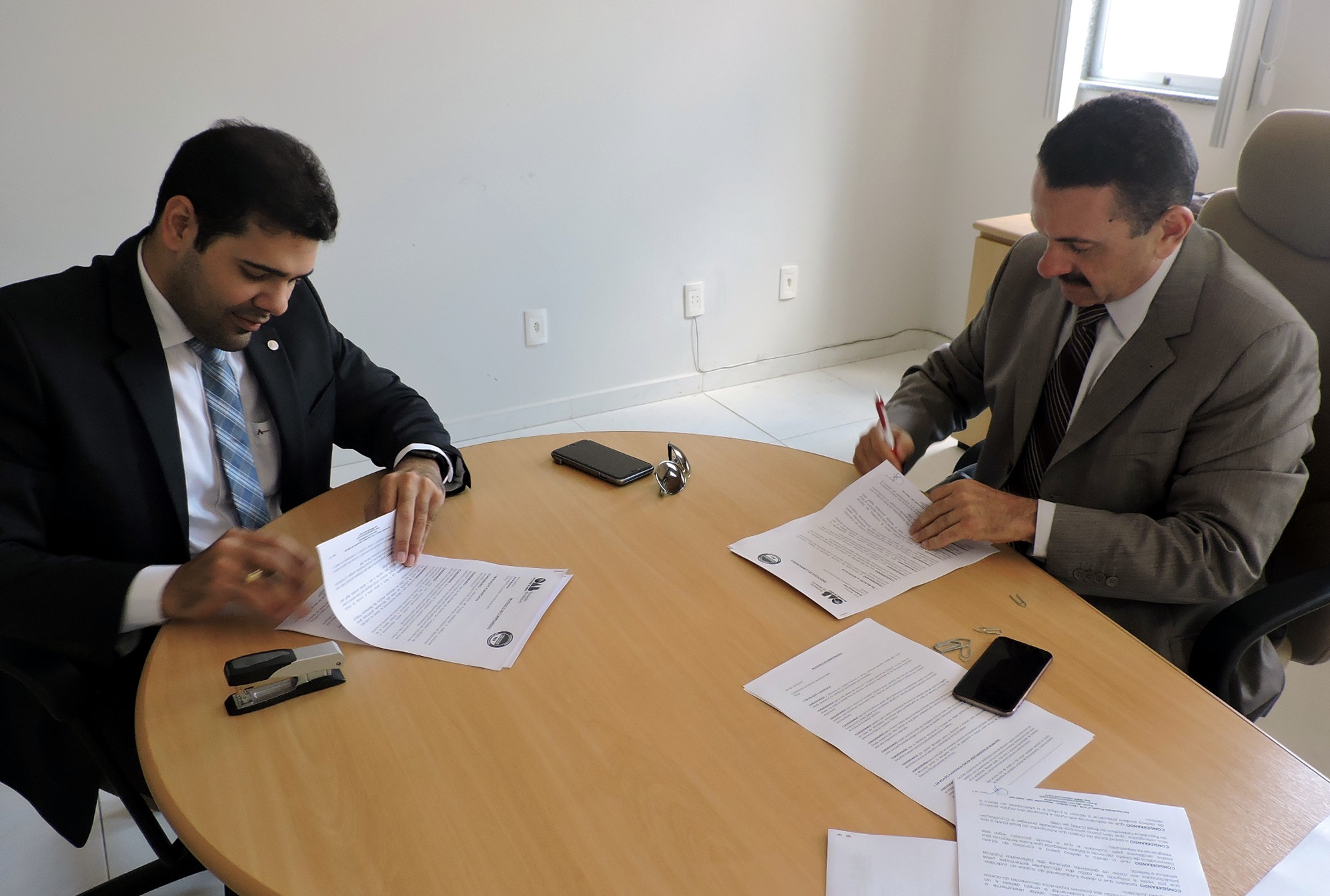 kallio-gameleira-e-caninde-maia-vice-e-presidente-da-oab-mossoro-foto-assecom-oab