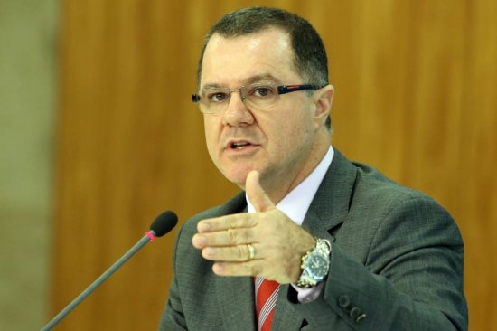 carlos_gabas